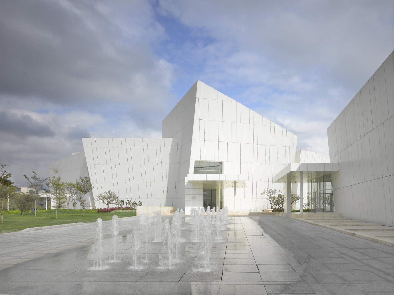 Where are the nicest Shenzhen Clubhouse locations? Check out these top areas for your leisure time.