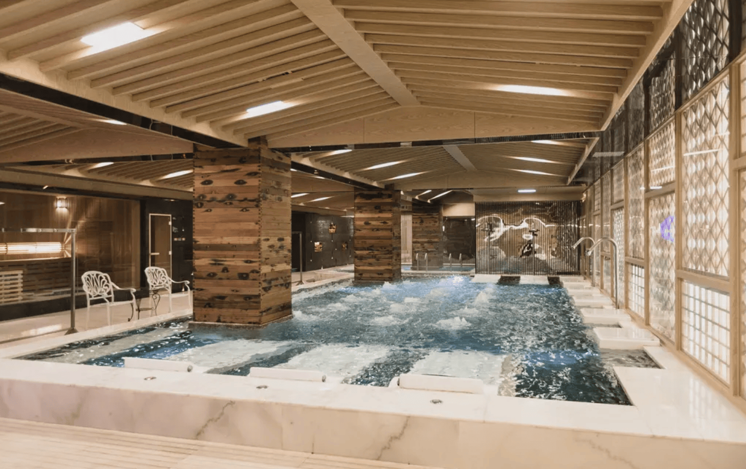 Hot Shenzhen Futian spa recommendations! See which wellness centers are the talk of the town for you.