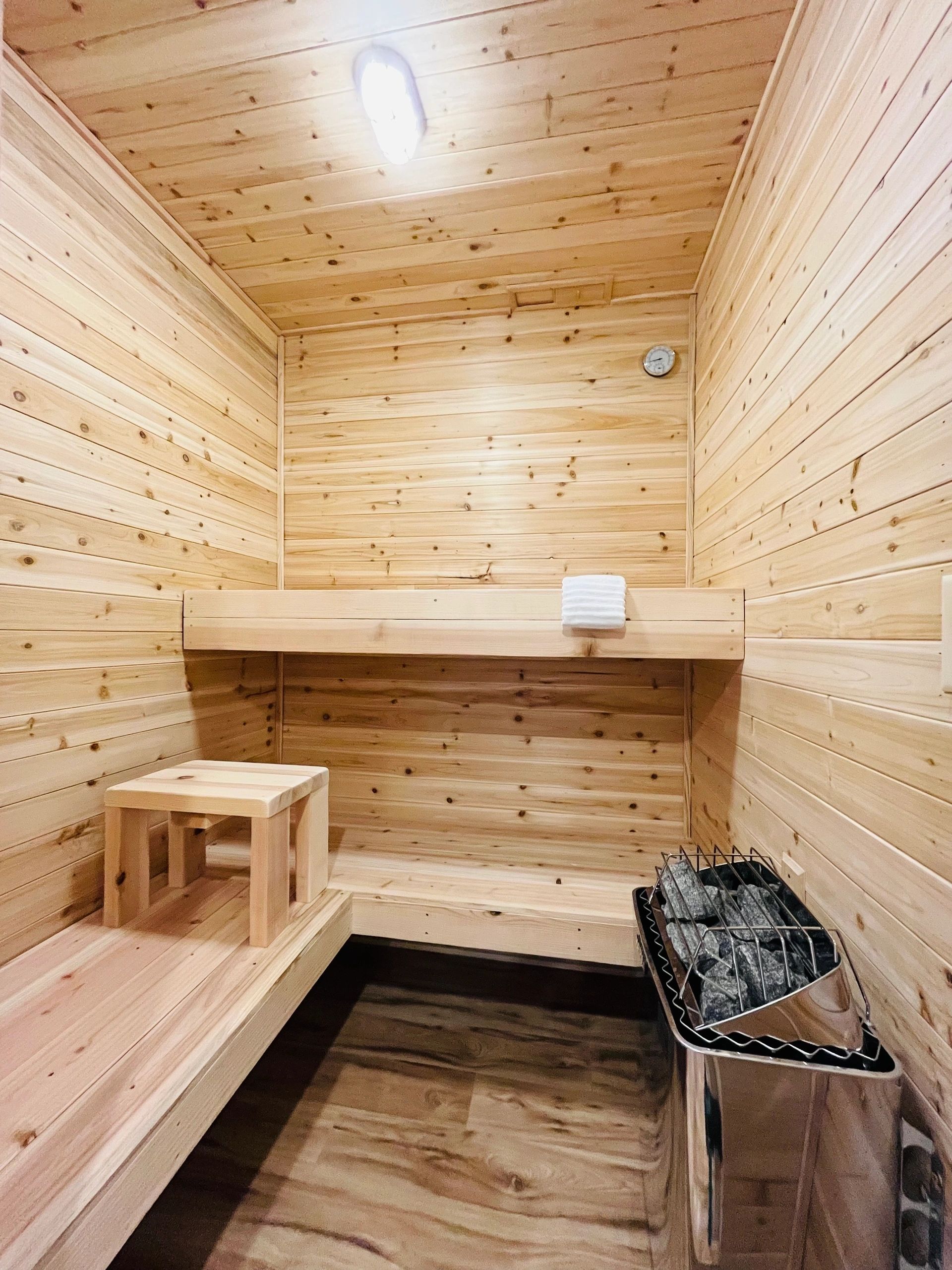 Need help with Sauna Room Assembly right now? Get your new home sauna built with our easy peasy plan!