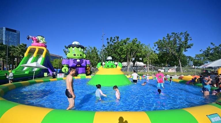 Curious about Whats inside a Shenzhen water club? Here is a simple guide to their offerings.